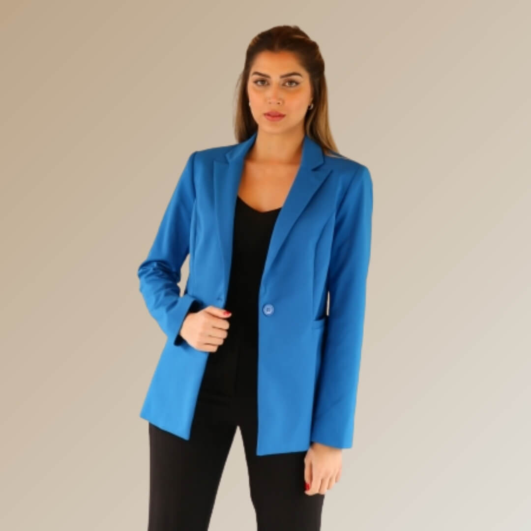 blazer-feminino-alfaiataria-velvera-modelo-amara-azul-03