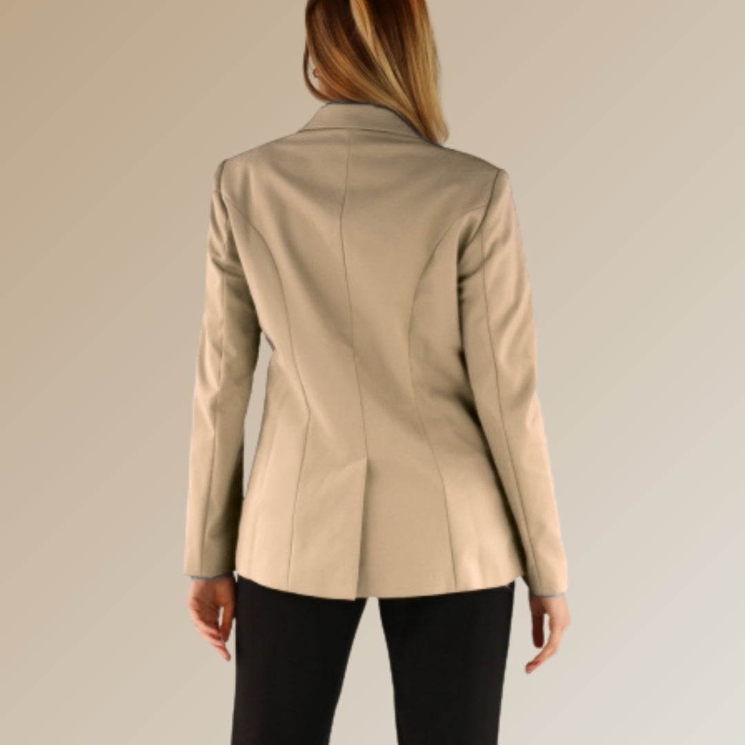 Blazer Feminino Alfaiataria Bege Modelo Amara