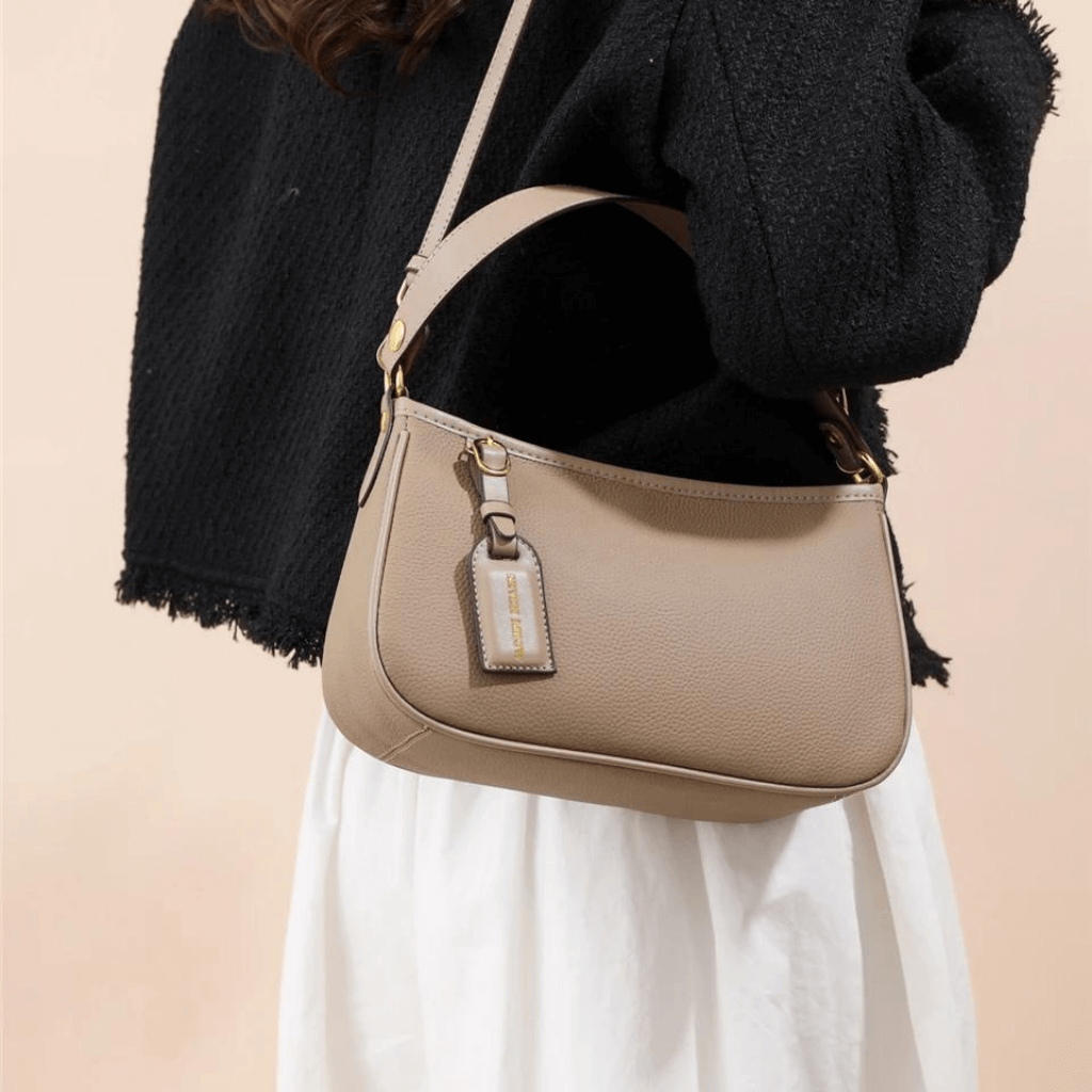 Bolsa-Feminina-de-Ombro-em-Couro-Modelo-Mia-02