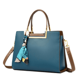 Bolsa-Feminina-em-Couro-Modelo-Penélope-Azul