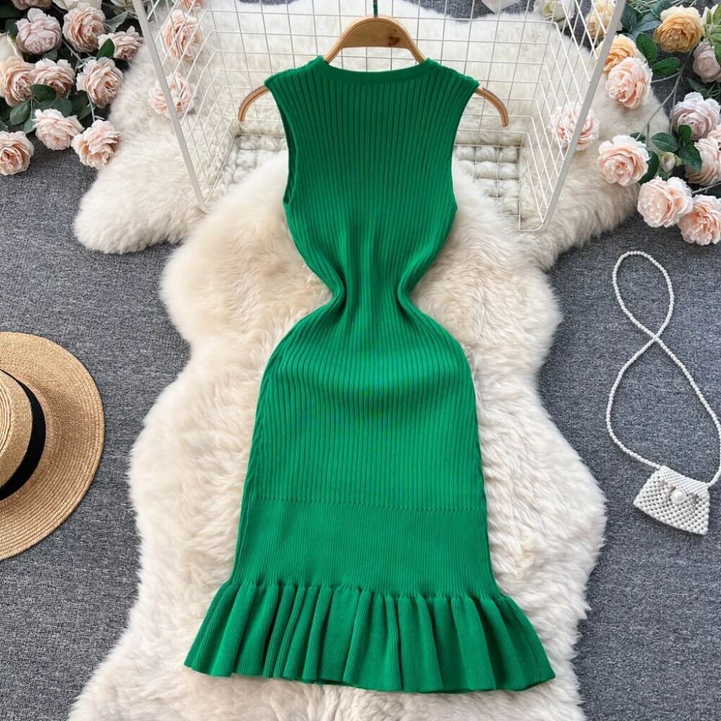 VESTIDO-MIDI-VELVERA-MODELO-LOLA-VERDE